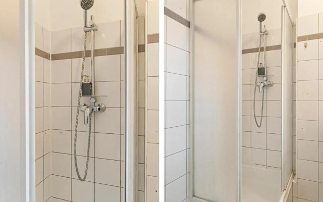 Fulfilling 2BR Apt. Very Central and Good Located