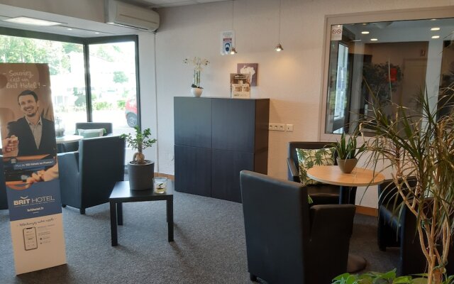 Hotel Kyriad BESANCON - Palente