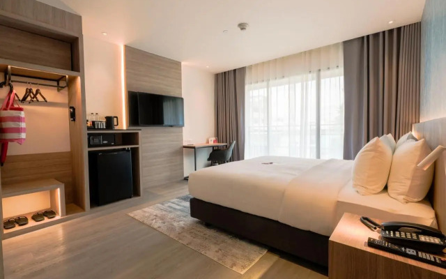 GLOW Bangkok Riverside