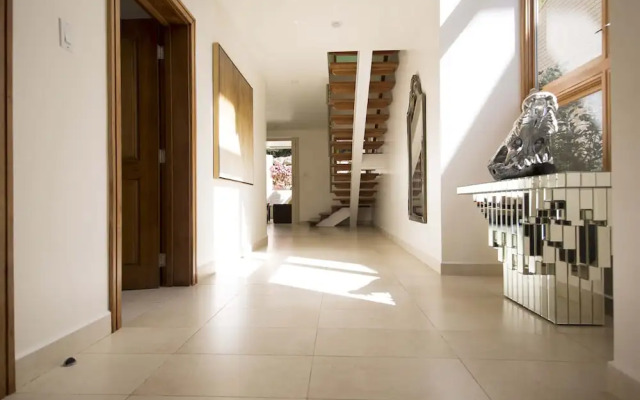 "zenbreak Hillside Loft #5"