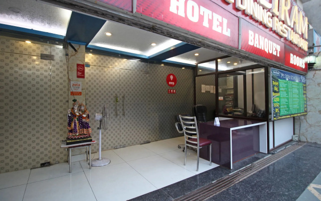 JK Hotel By OYO Rooms
