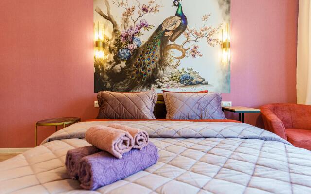 LetoApart (ЛетоАпарт) на улице Исаева 6