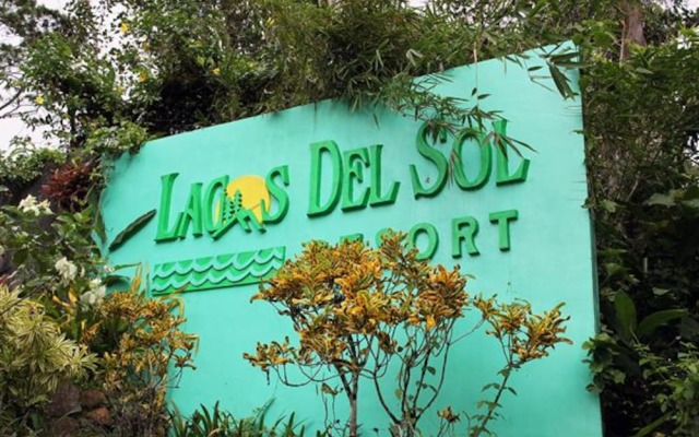 Lagos Del Sol Resort