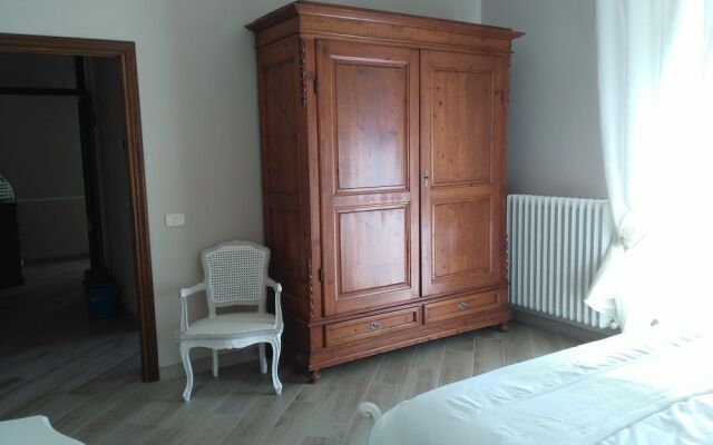 La Valinfiore Charming Ap With Pool