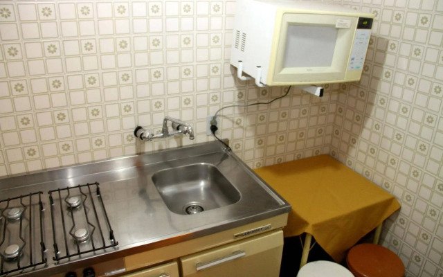 Lar Residence