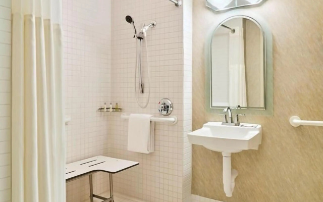 DoubleTree by Hilton Houston Intercontinental Airport