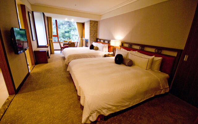 Alishan Hotel