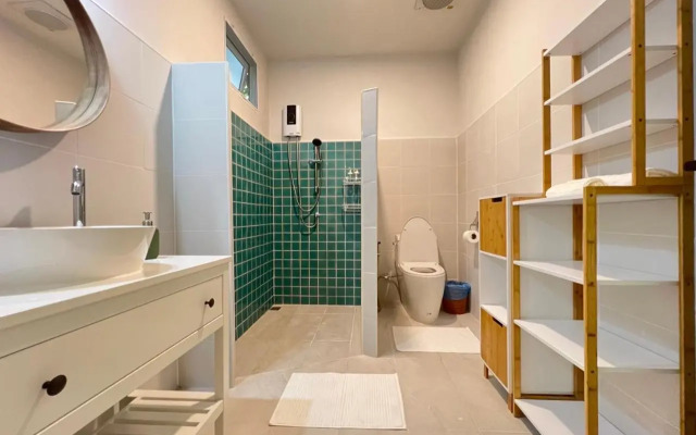 Warm White Hua Hin House
