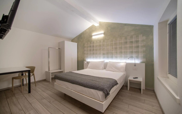 YUGOGO GRAZIOLI 27 Trento Centro