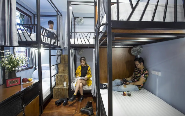 The Chi Novel Hostel