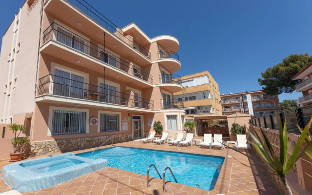 Martinez Apartments