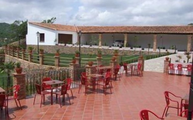 Aparthotel Rural 12 Caños
