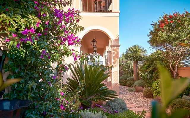 Silver Coast Beach Residence