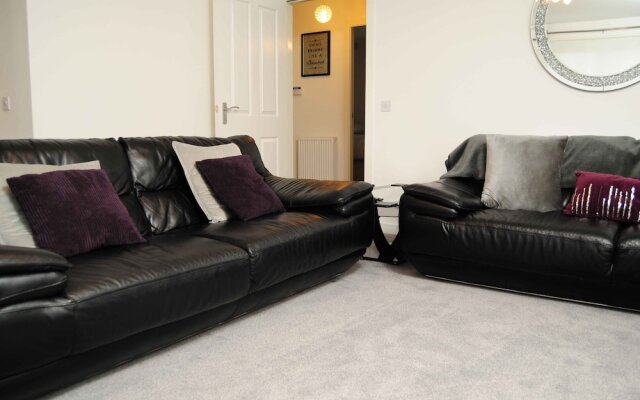 Luxury Emirates Arena Apartment