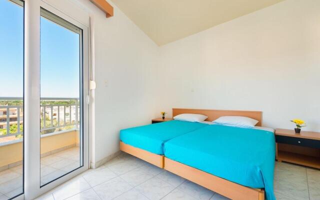 Yiannis Apartments