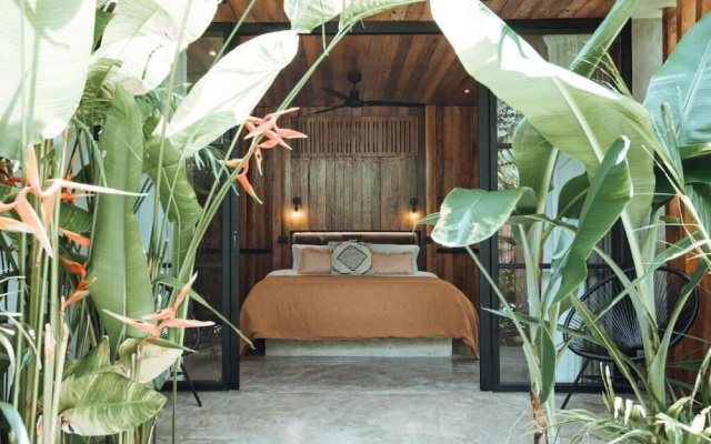 Surfing Temple Boutique Hotel
