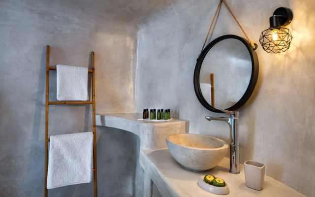 Aegean Mist Luxury Suites