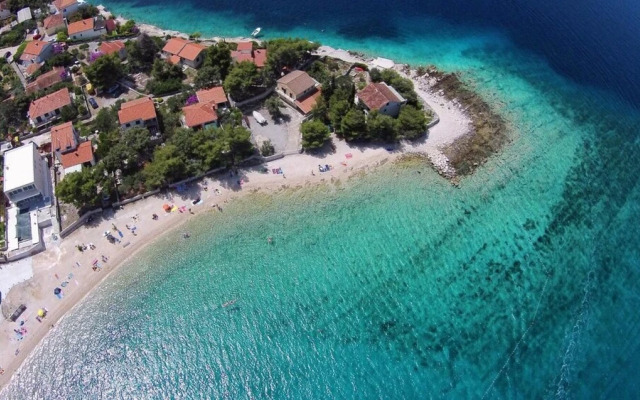 Antev - 80m From the sea With Parking - A2