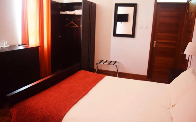 Greenpark Sundowner Hotel