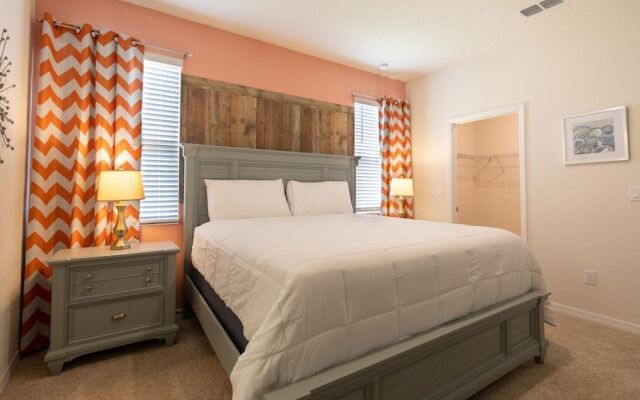 8032osc-solterra Resort