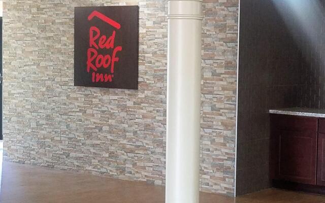 Red Roof Inn & Suites Houston - Hobby Airport