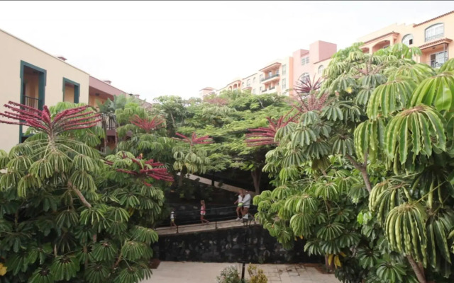 Hotel Las Olas