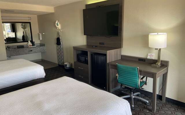 Days Inn by Wyndham Wagoner