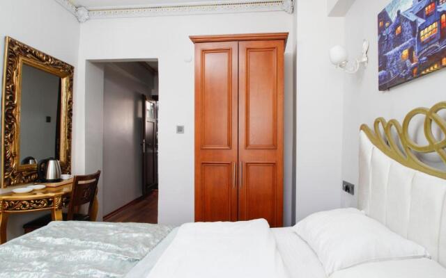 Boutique California Hotel