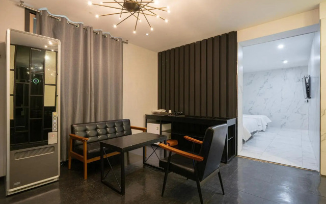 Hotel Ignis