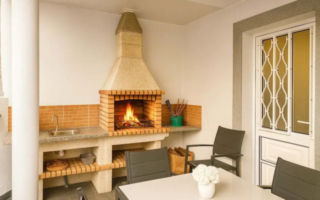 Armando House Ocean View