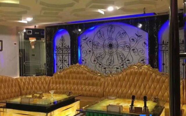 Yeste Yestour Hotel (Jieyang Qishan Forest Park)