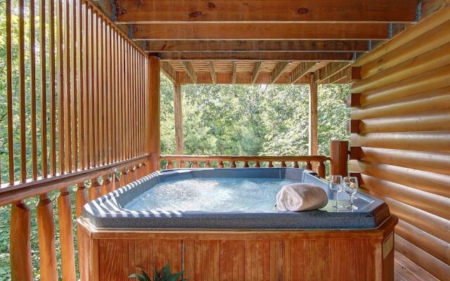 Autumn Leaves 1 Bedroom 1 Bathroom Cabin