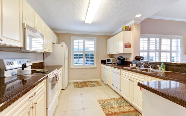Ocean Park - 3 Br Condo