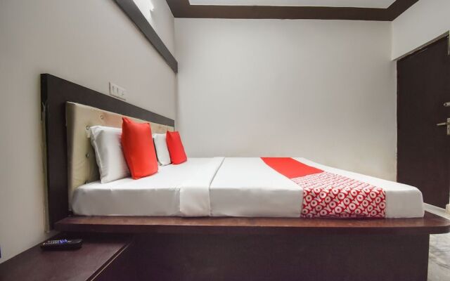 Oyo 48899 Hotel V Seven