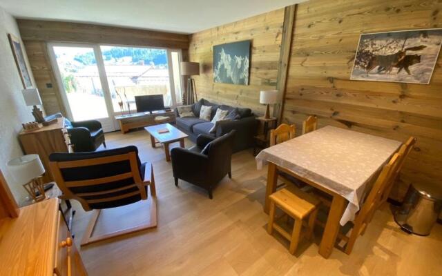 Appartement La Clusaz, 2 pièces, 6 personnes - FR-1-459-76