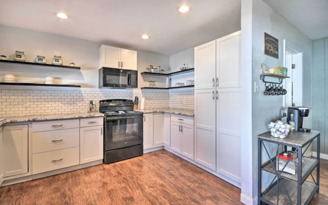 Charming Clovis Home w/ Covered Patio!