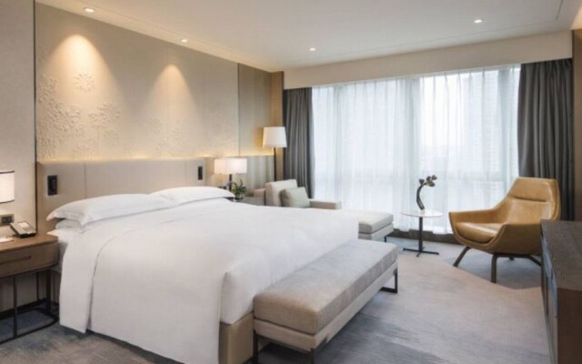 DoubleTree by Hilton Shenzhen Nanshan Hotel & Residences