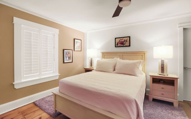 Royal Manor Inn