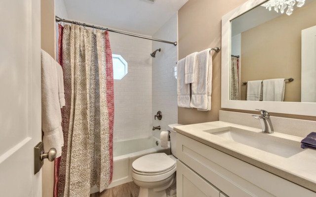 Gemini Vacation Rental by NFVH