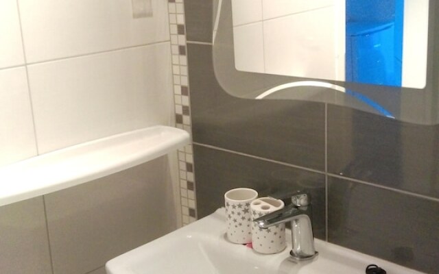 Studio in Sumartin, With Wonderful sea View, Furnished Balcony and Wif