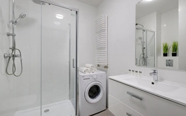 2Br Apt Strzelecka 24 with balcony
