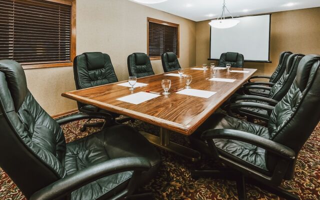 Stony Plain Inn And Suites