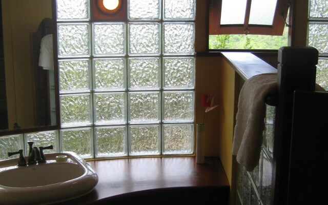Spring Hotel Bequia