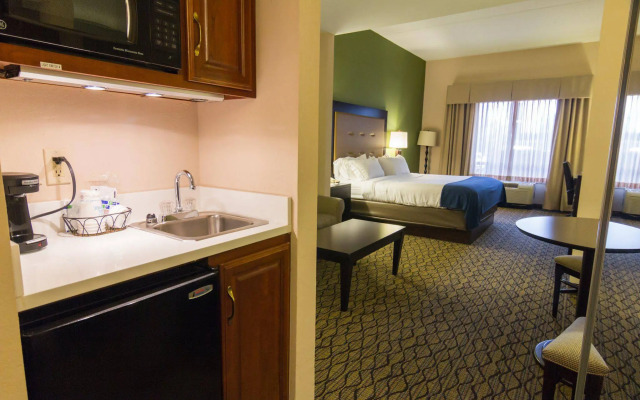 Holiday Inn Express Hotel & Suites Winchester by IHG