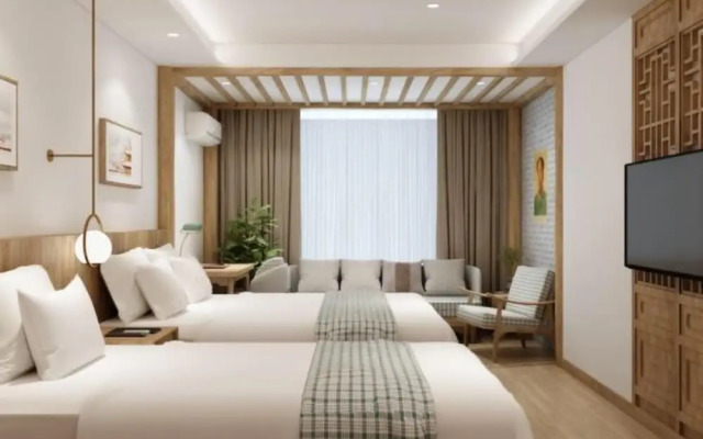 Happy Dragon City Culture Hotel (Tian'AnMen Forbidden City)
