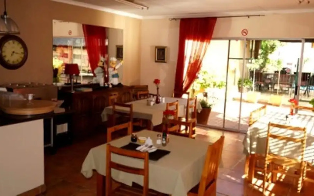 St Michelle Guest Lodge
