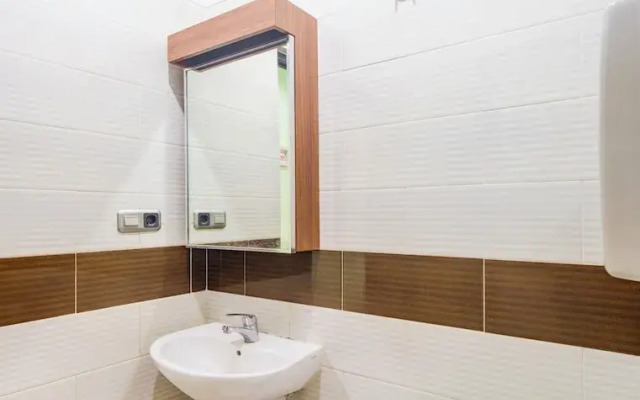 Hotel O Tebet Near Tebet Station Formerly Sabda Guest House
