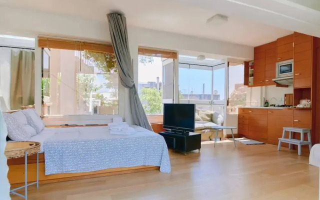 360 View in Roof top Appartment With Patio