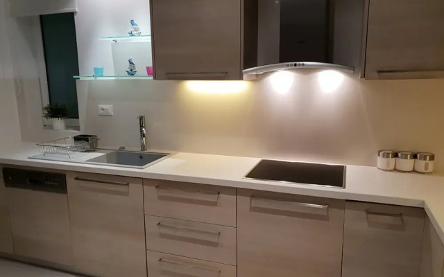 Luxurious Suite Athena Near To Beach