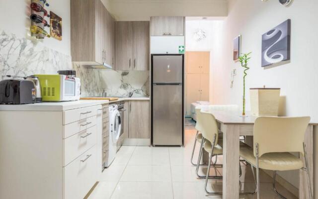 Adorable flat for 4 ppl in Kolonaki